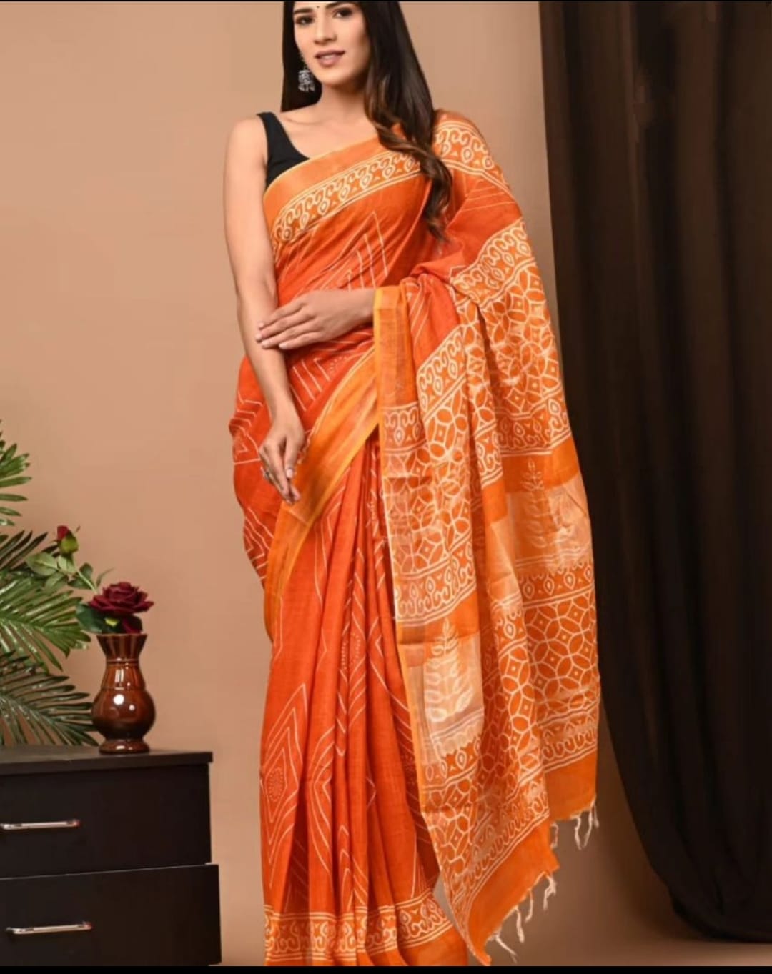 SV Linen With Silver Jari Patta Digital Printed Sarees Wholesale Market In Surat